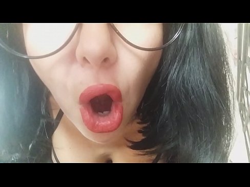 ❤️ Cari, a to matrigna ùn ti lascia micca andà à a scola oghje... Aghju bisognu di tè troppu... ❤ Video sessu à co.assistirhentai.ru ❌️❤